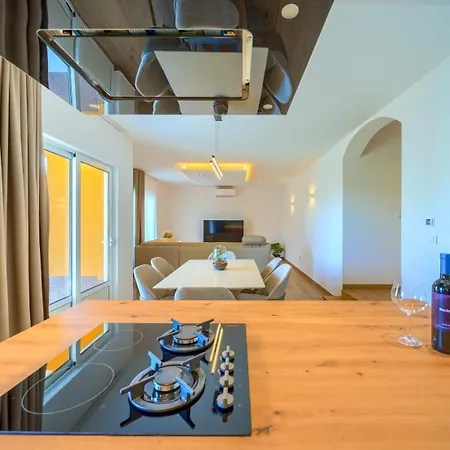 Apartman Frances Podstrana