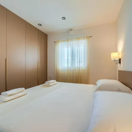 Frances Apartman